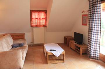 salon donnant sur un balcon